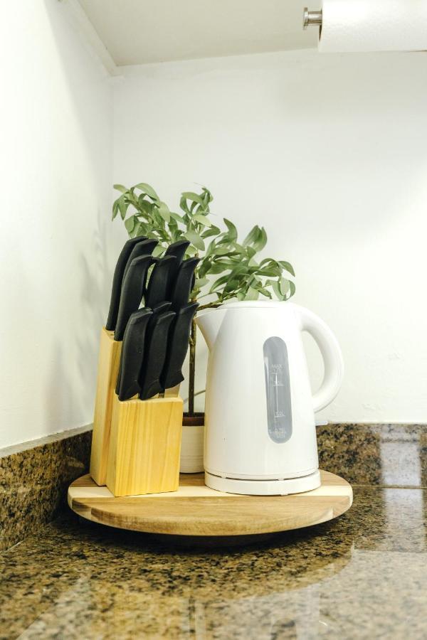 Centrally Located 2Br Overton Square Unit 2 Fast Wifi Free Parking Yes Pets 멤피스 외부 사진
